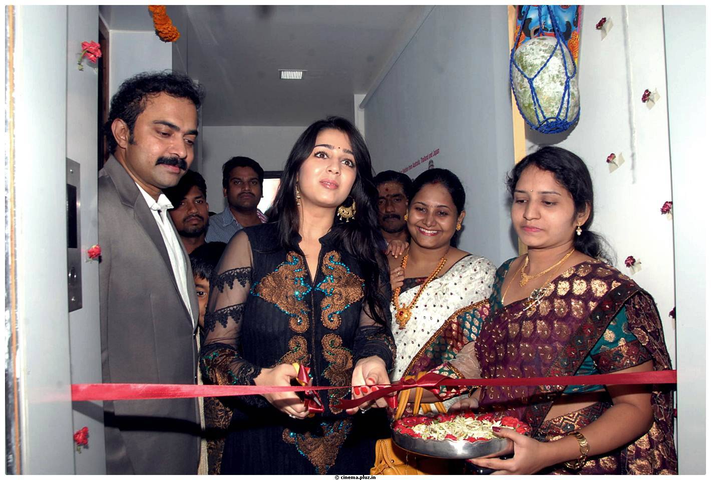 Charmi Launches Sreeroop Cosmetology Clinic Pictures | Picture 459364