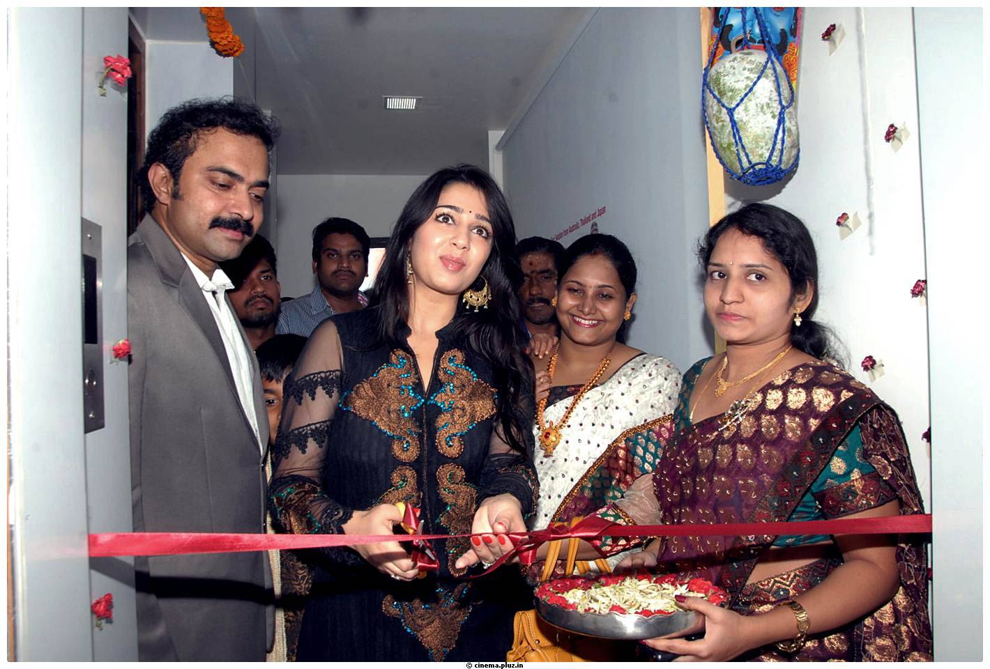 Charmi Launches Sreeroop Cosmetology Clinic Pictures | Picture 459379