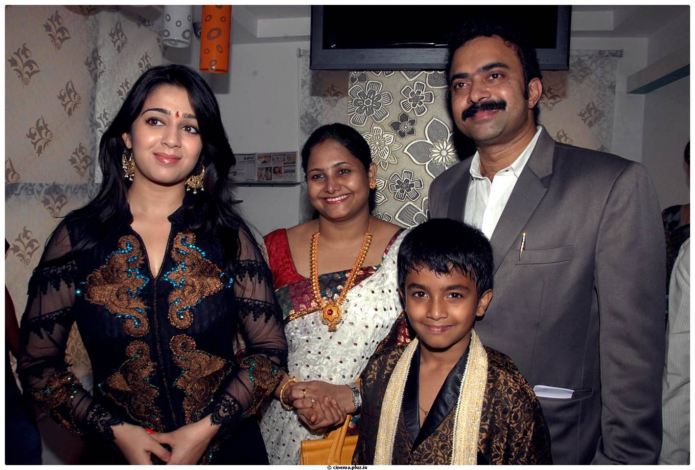 Charmi Launches Sreeroop Cosmetology Clinic Pictures | Picture 459384