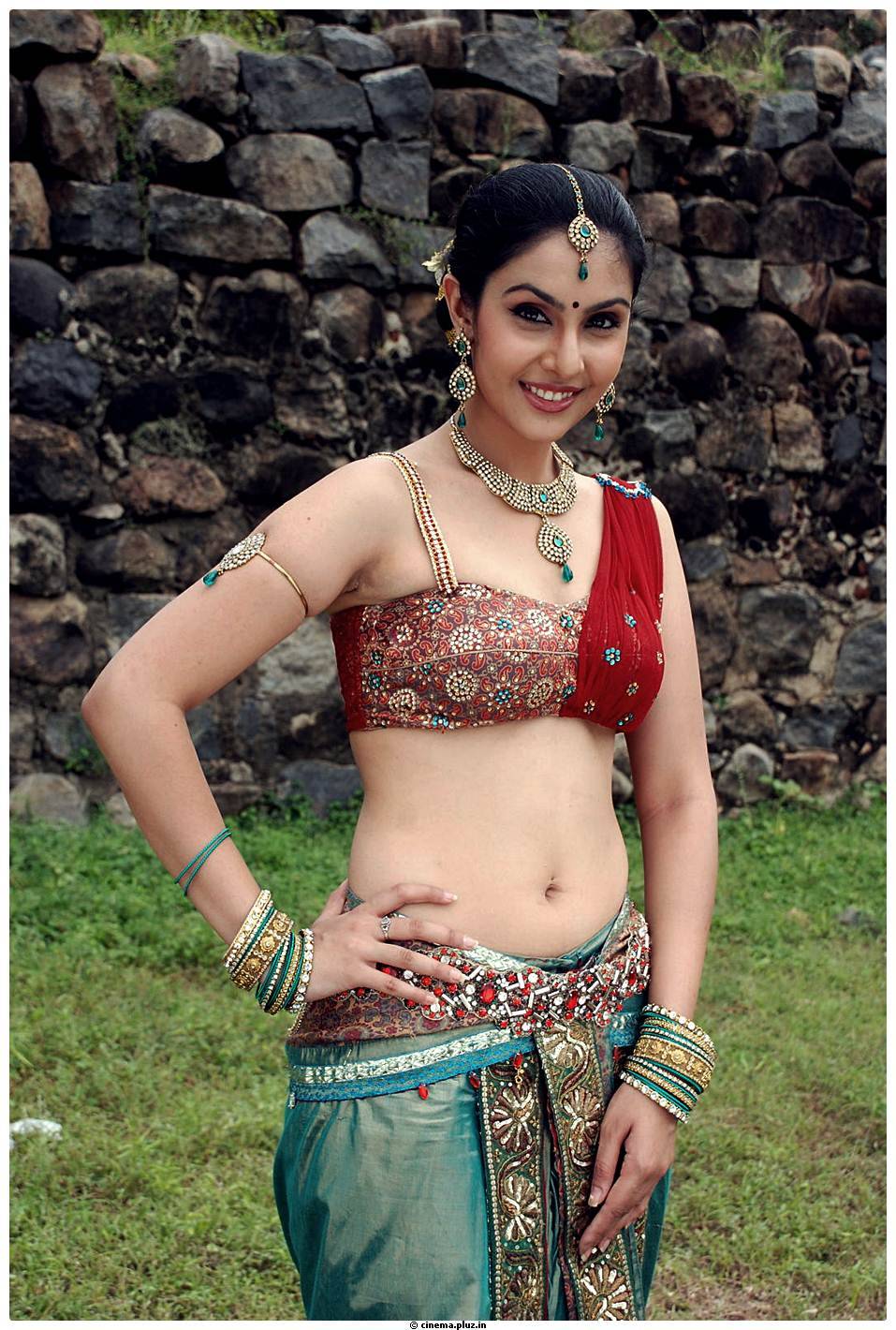 Divya Parameshwar Hot Images in Rajakota Rahasyam Movie | Picture 459388