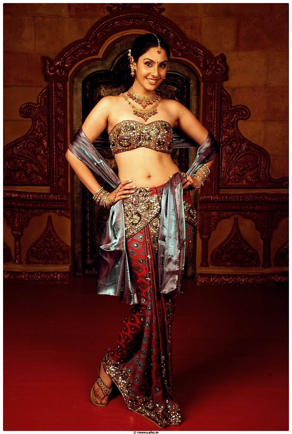 Divya Parameshwar Hot Images in Rajakota Rahasyam Movie | Picture 459389