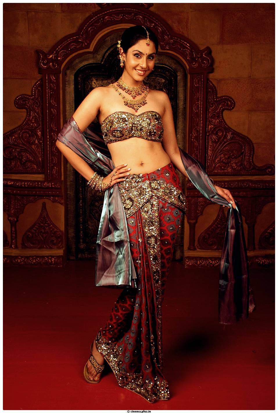 Divya Parameshwar Hot Images in Rajakota Rahasyam Movie | Picture 459406