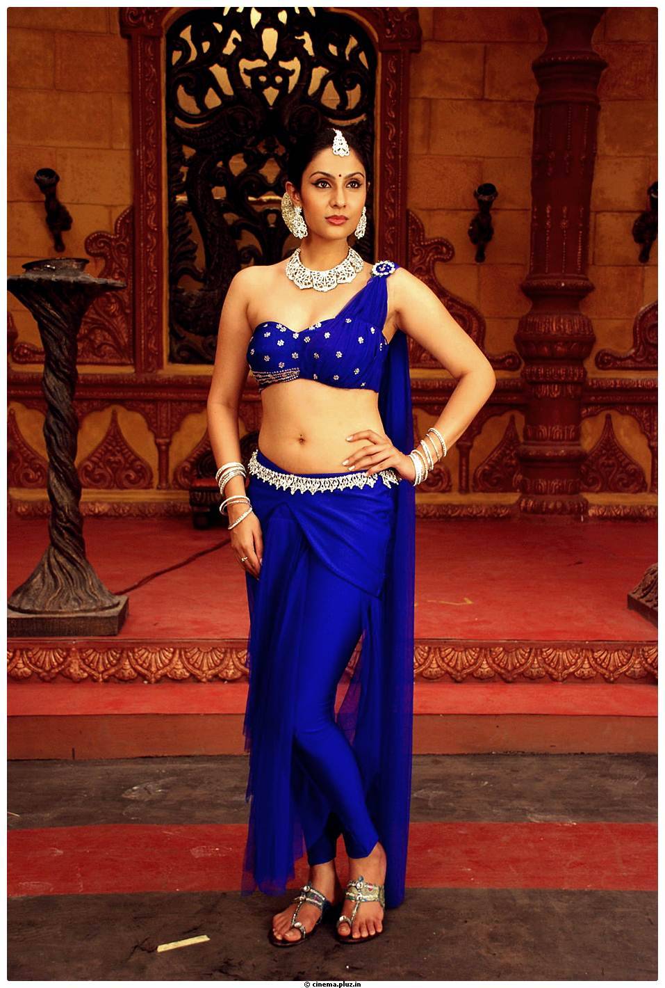 Divya Parameshwar Hot Images in Rajakota Rahasyam Movie | Picture 459436