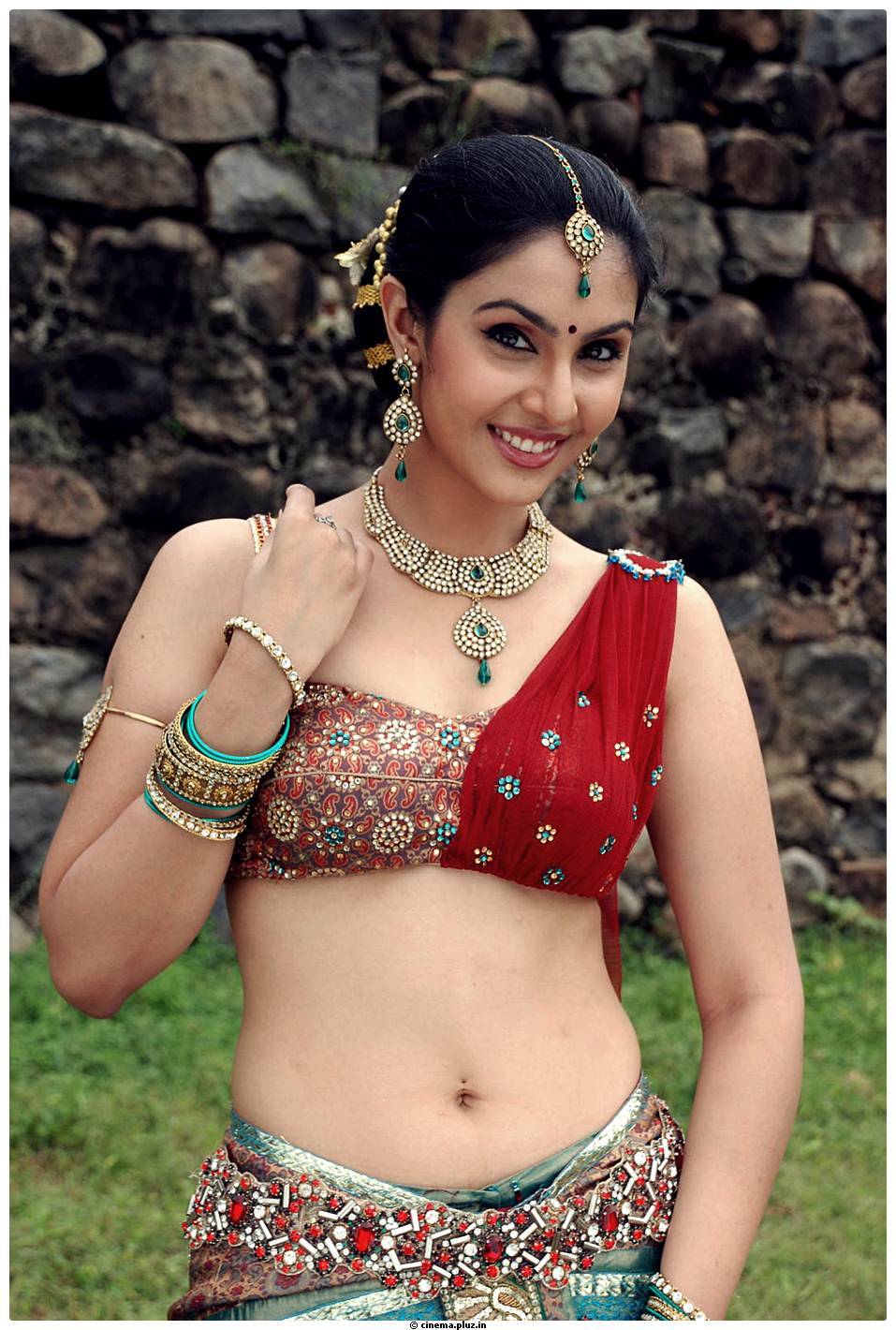 Divya Parameshwar Hot Images in Rajakota Rahasyam Movie | Picture 459439