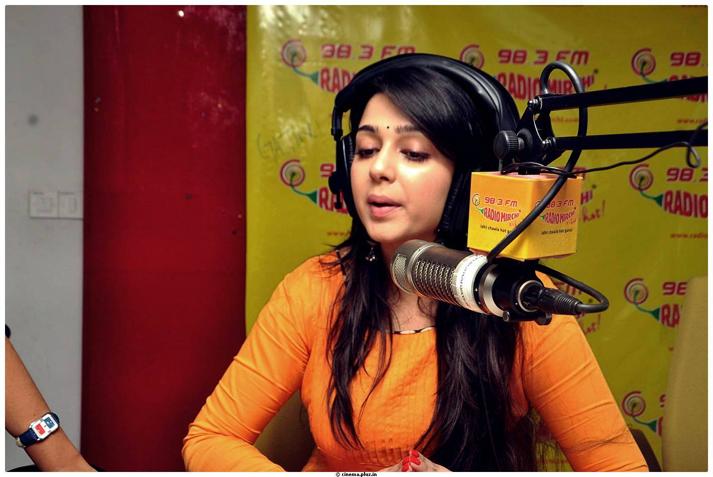 Charmy Kaur - Prema Oka Maikam@Radio Mirchi Tomorrow Charmi Birthday Cake Cutting Images | Picture 460072