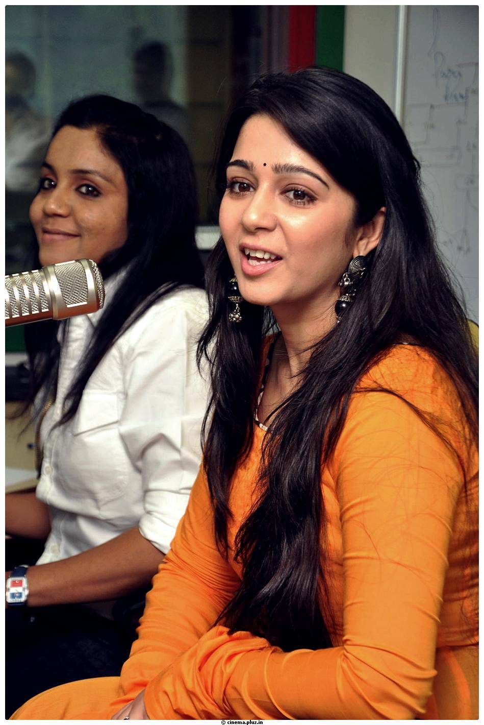 Charmy Kaur - Prema Oka Maikam@Radio Mirchi Tomorrow Charmi Birthday Cake Cutting Images | Picture 460116