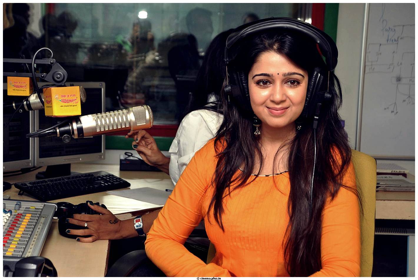 Charmy Kaur - Prema Oka Maikam@Radio Mirchi Tomorrow Charmi Birthday Cake Cutting Images | Picture 460123