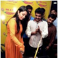 Charmy Kaur - Prema Oka Maikam@Radio Mirchi Tomorrow Charmi Birthday Cake Cutting Images | Picture 460108