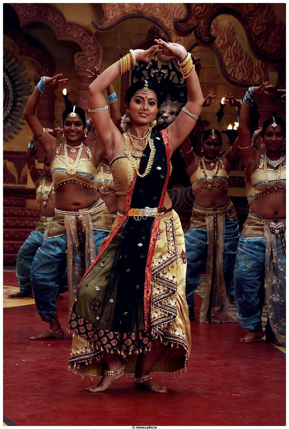 Sneha Hot Photos in Rajakota Rahasyam movie | Picture 459480