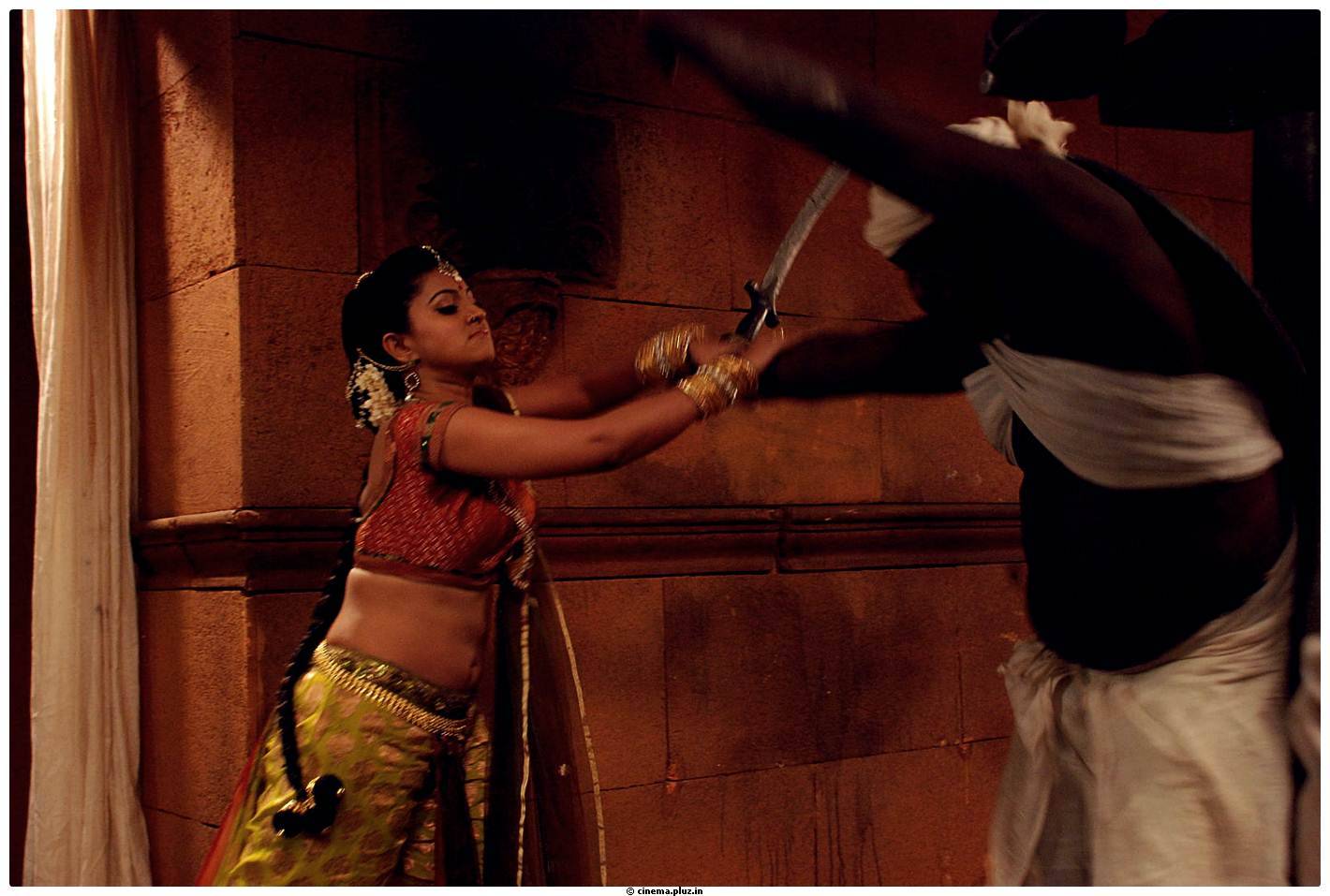 Sneha Hot Photos in Rajakota Rahasyam movie | Picture 459487