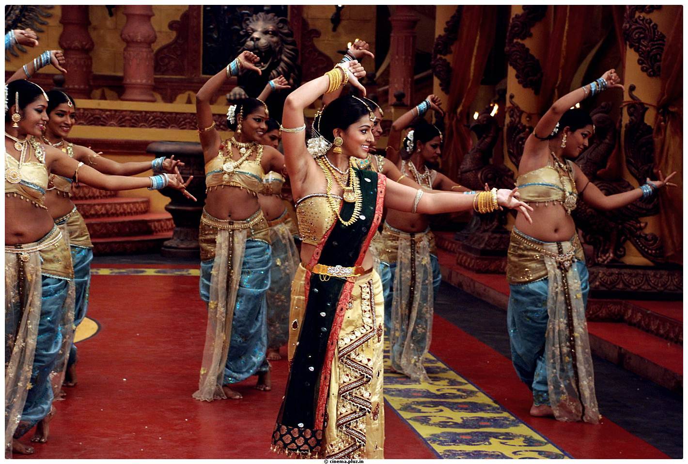Sneha Hot Photos in Rajakota Rahasyam movie | Picture 459488