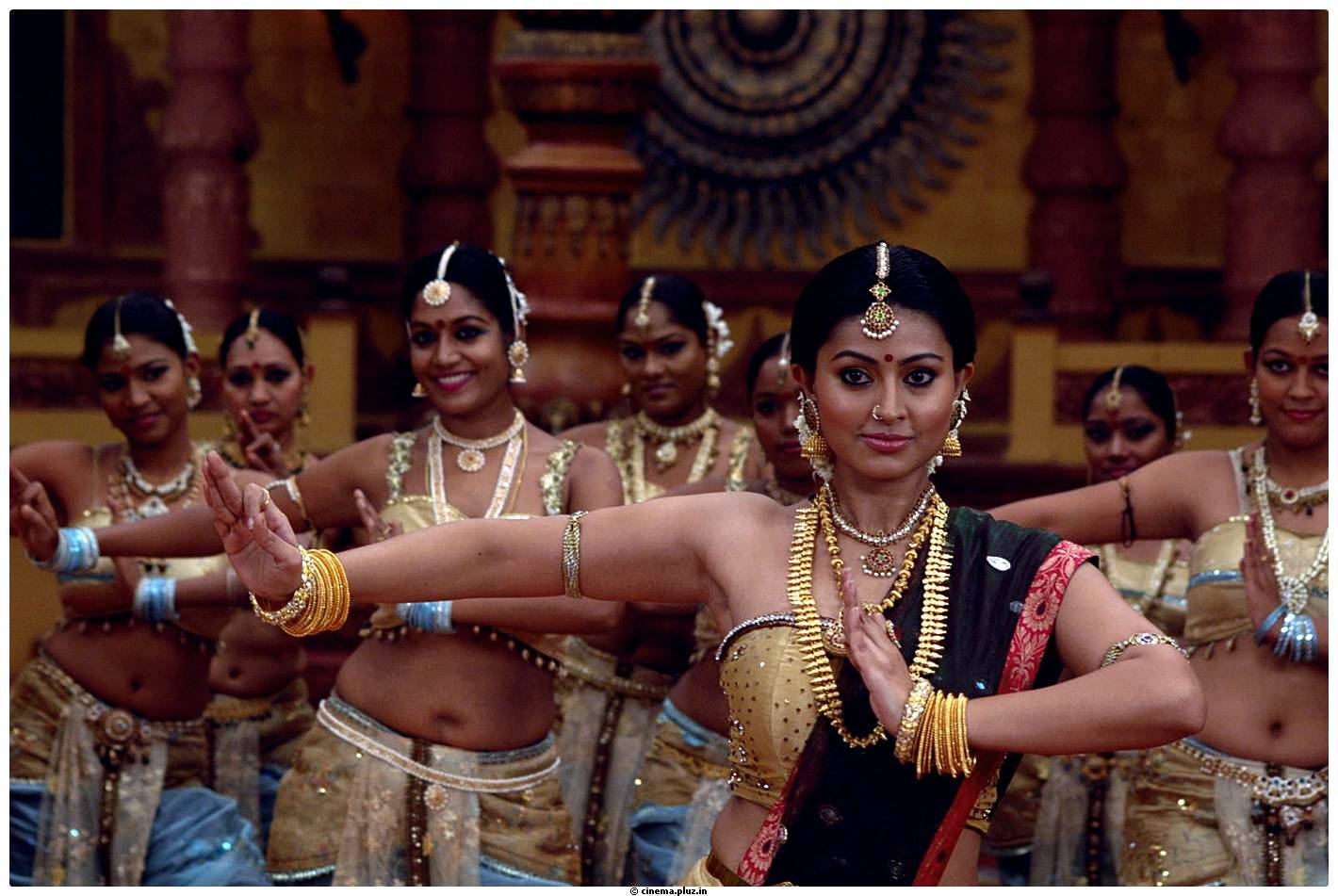 Sneha Hot Photos in Rajakota Rahasyam movie | Picture 459496