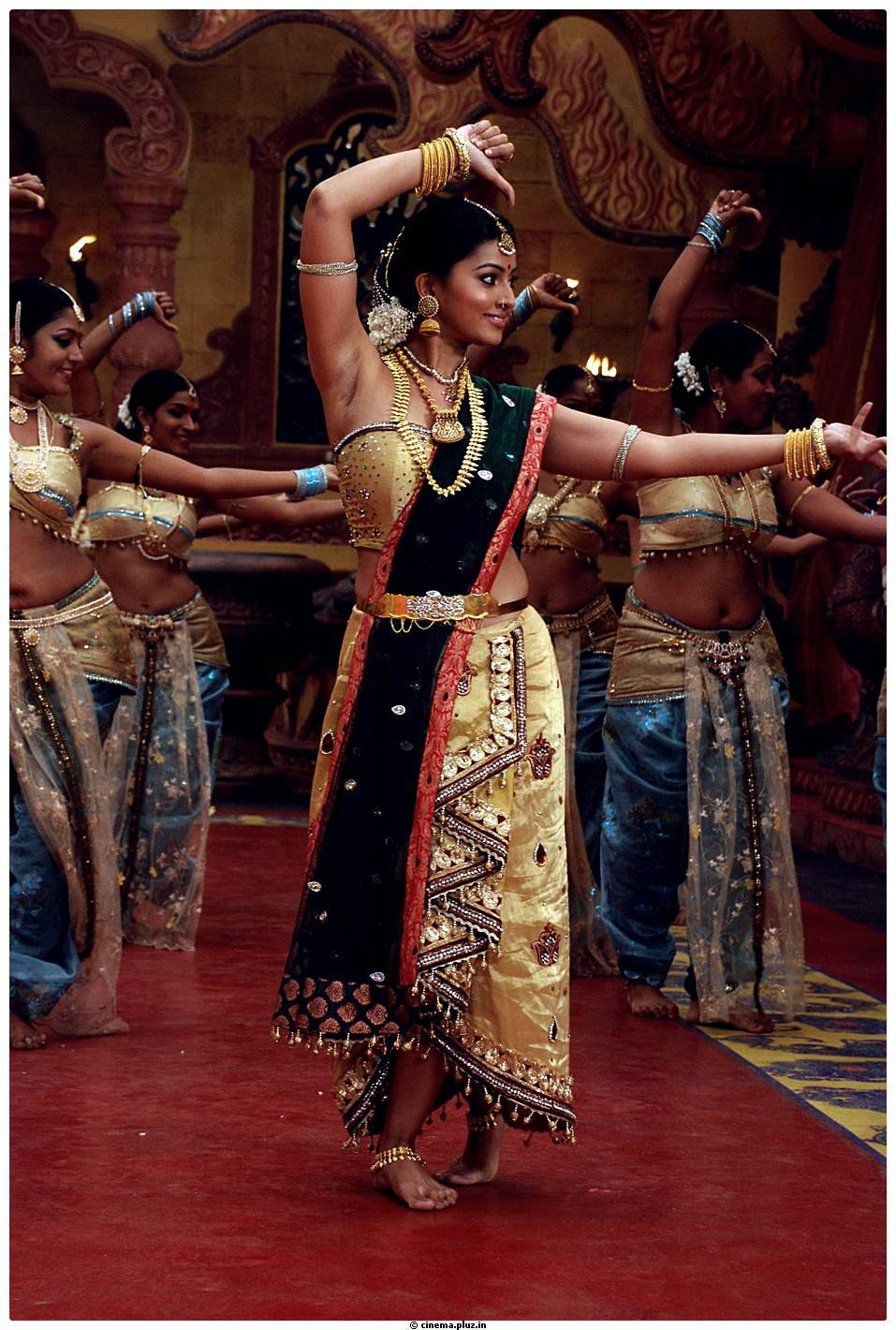 Sneha Hot Photos in Rajakota Rahasyam movie | Picture 459499