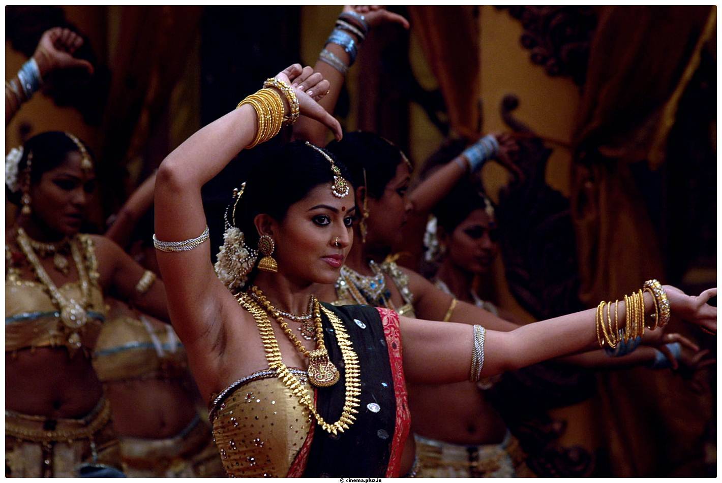 Sneha Hot Photos in Rajakota Rahasyam movie | Picture 459519