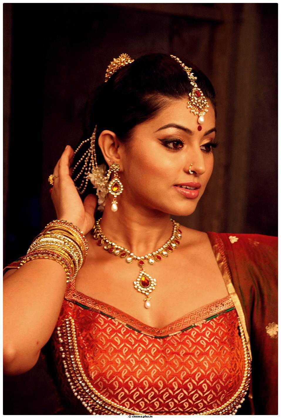 Sneha Hot Photos in Rajakota Rahasyam movie | Picture 459527