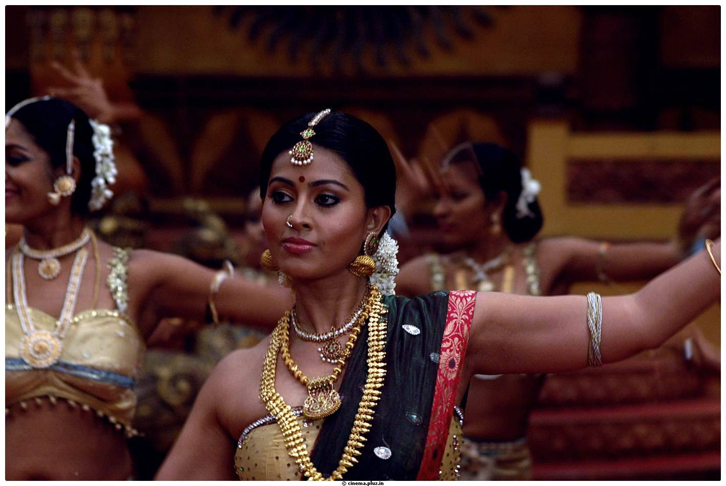Sneha Hot Photos in Rajakota Rahasyam movie | Picture 459530