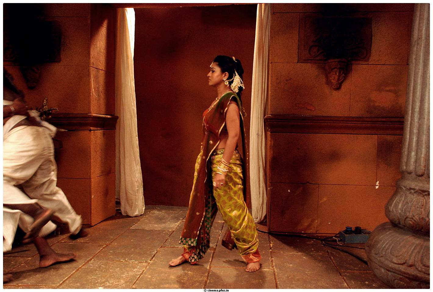 Sneha Hot Photos in Rajakota Rahasyam movie | Picture 459533
