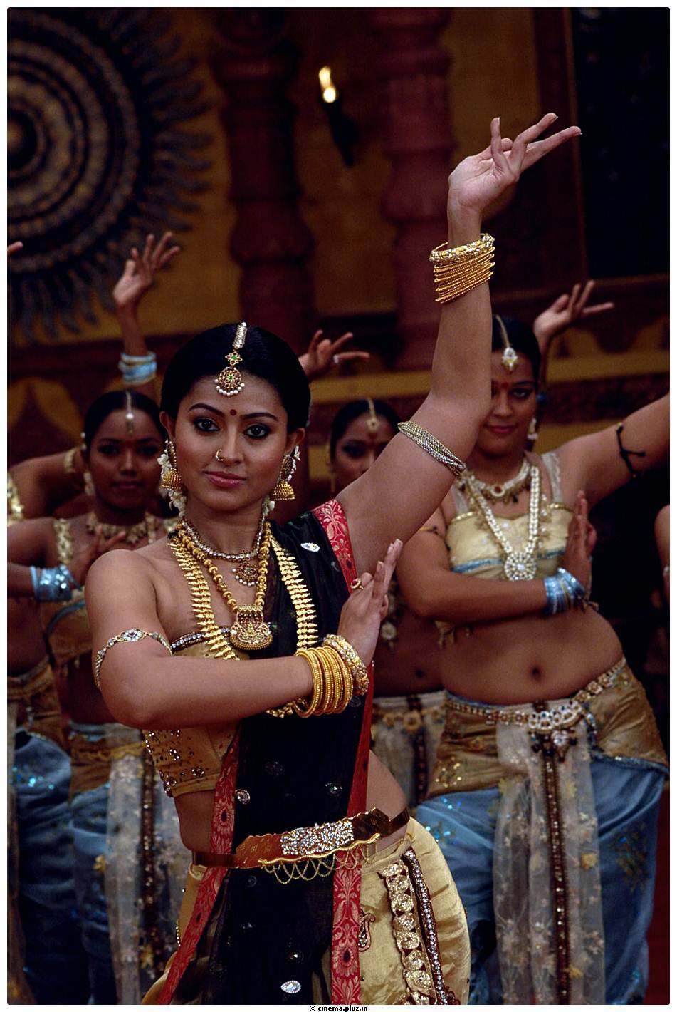 Sneha Hot Photos in Rajakota Rahasyam movie | Picture 459550