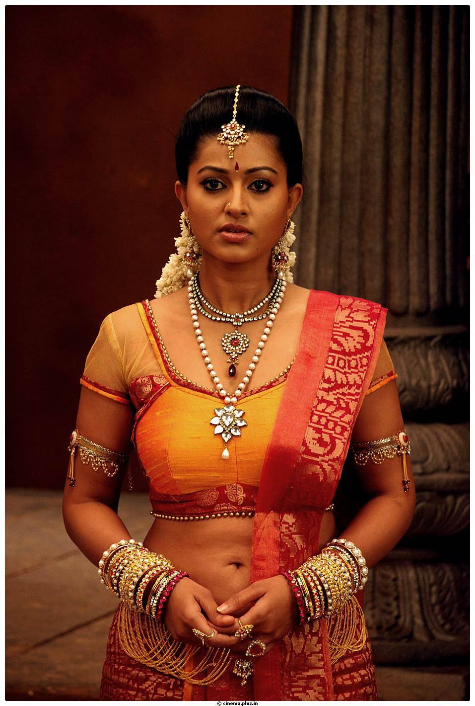 Sneha Hot Photos in Rajakota Rahasyam movie | Picture 459557