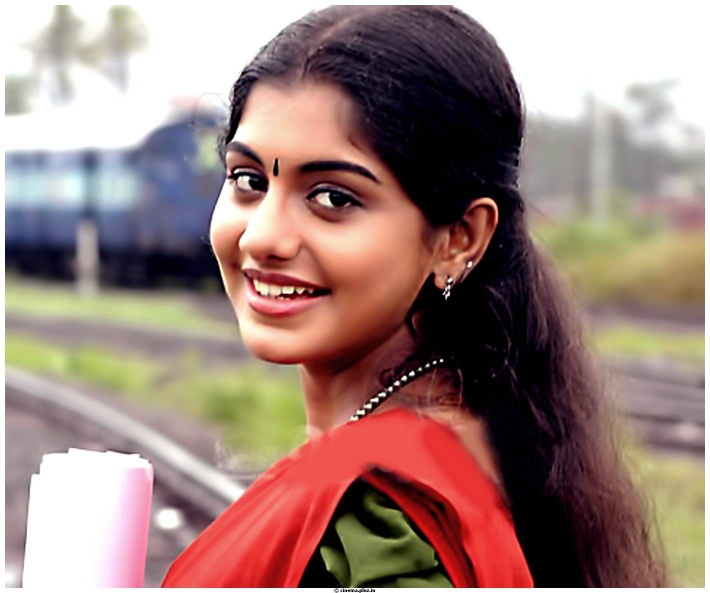Meera Nandan - Meera nandan Latest Stills in Doravari Satram Movie | Picture 462623