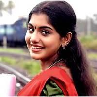 Meera Nandan - Meera nandan Latest Stills in Doravari Satram Movie | Picture 462623