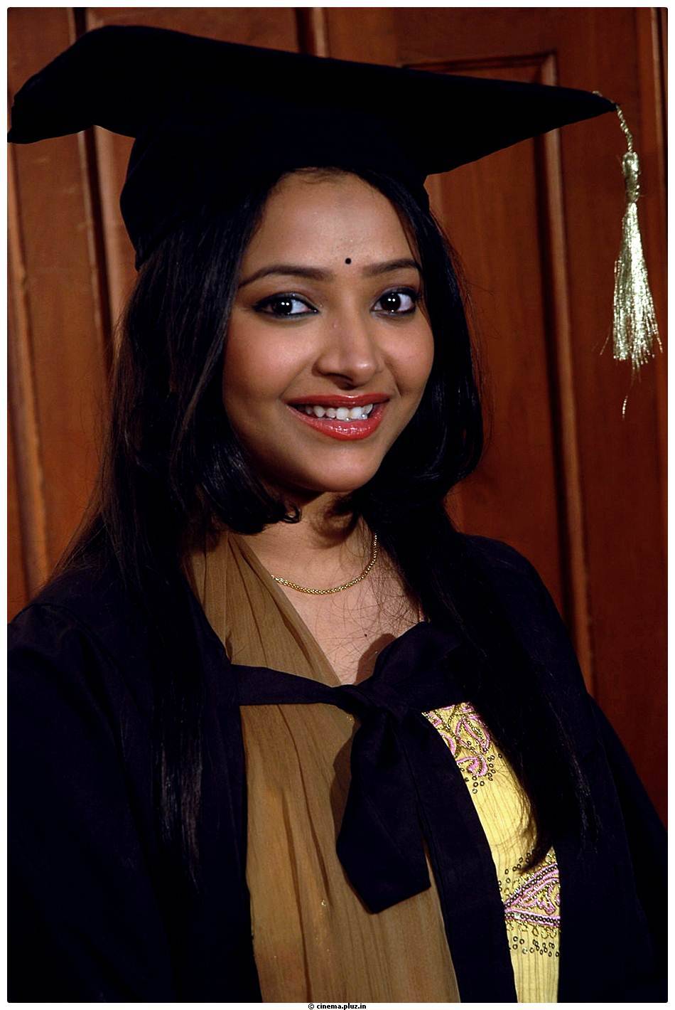 Shweta Prasad Latest Stills in Vijetha Movie | Picture 463057
