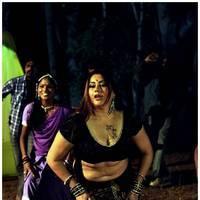 Namitha - Bhaja Bhajantrilu Movie Hot Photos | Picture 465484