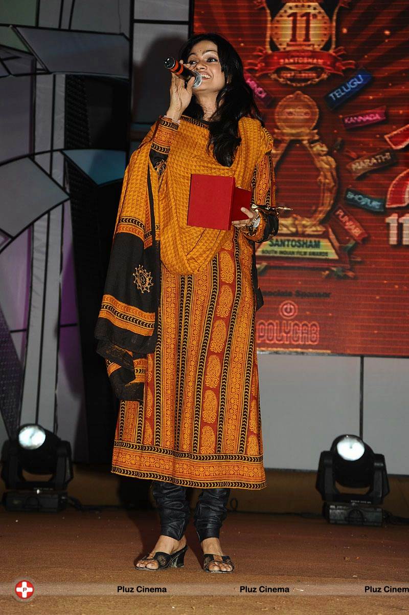 Suchitra - Dance & Pefarmence At Santosham 11th Aniversary Awards Photos | Picture 559830