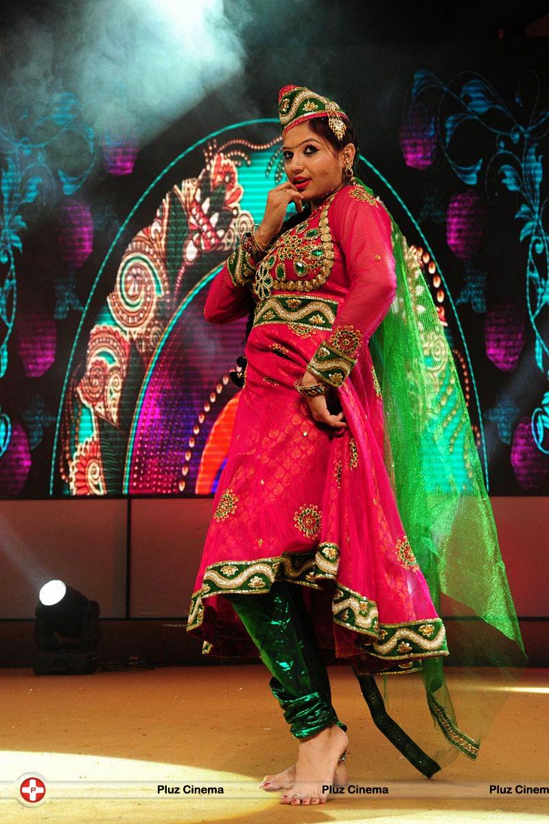 Dance & Pefarmence At Santosham 11th Aniversary Awards Photos | Picture 559855