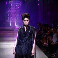 Kareena Kapoor - Final day of Lakme Fashion Week winter festive 2012 - Photos | Picture 246423