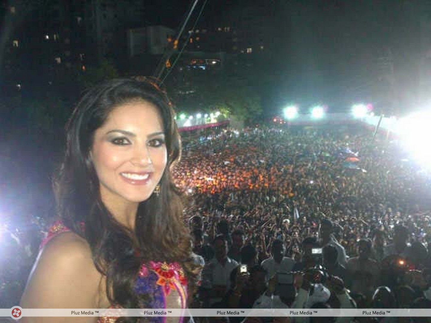 Sunny Leone - Bollywood Celebs at Dahi Handi event - Photos | Picture 248509