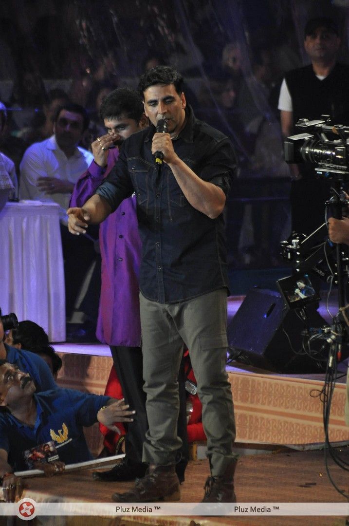 Akshay Kumar - Bollywood Celebs at Dahi Handi event - Photos | Picture 248524