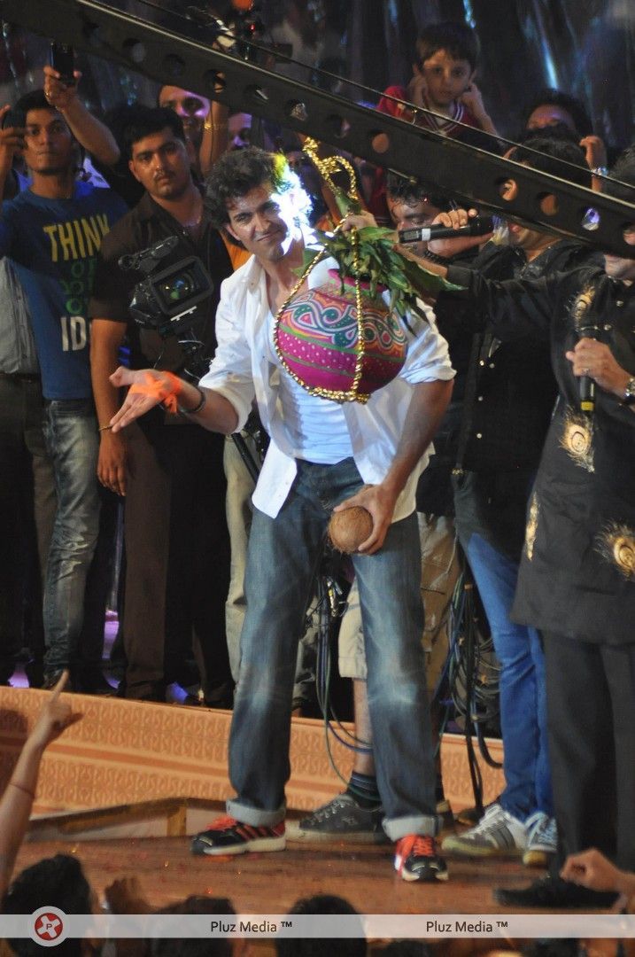 Hrithik Roshan - Bollywood Celebs at Dahi Handi event - Photos | Picture 248532