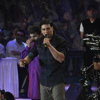 Akshay Kumar - Bollywood Celebs at Dahi Handi event - Photos