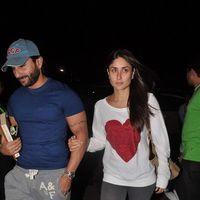 Saif Ali Khan and Kareena Kapoor snapped at the airport - Stills | Picture 249346
