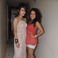 Sonu and Neha Kakkar jam for a song - Photos | Picture 263567