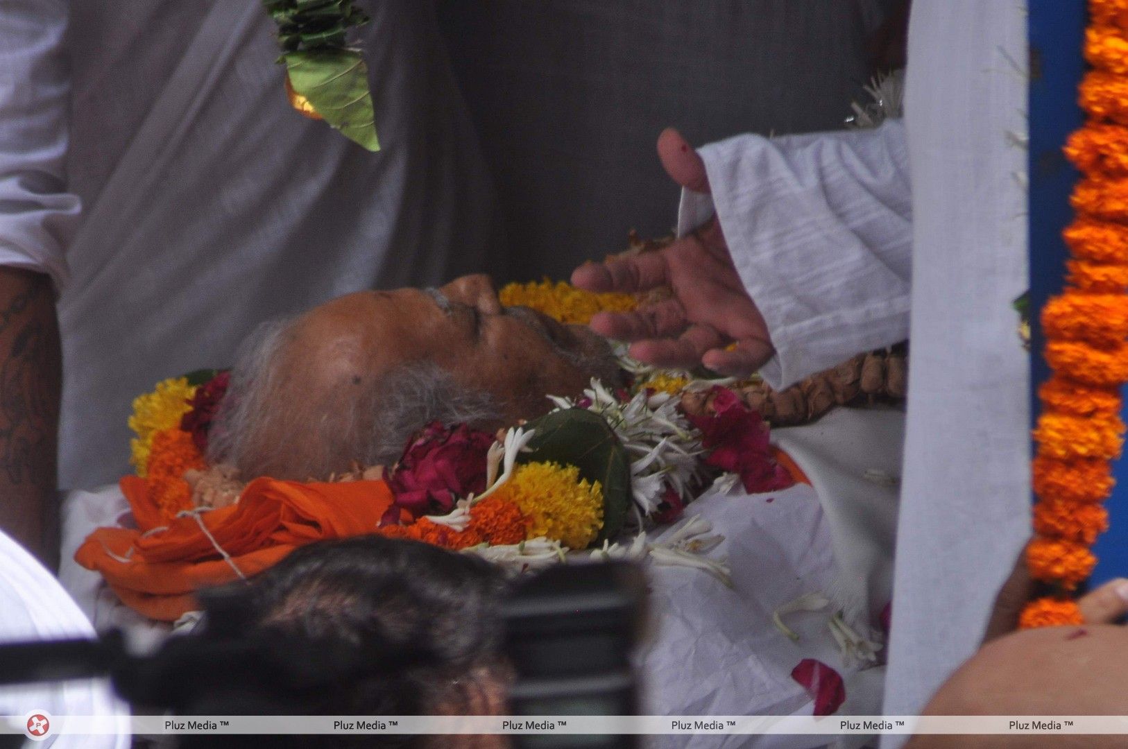 Funeral of Actor  Dara Singh - Stills | Picture 228087