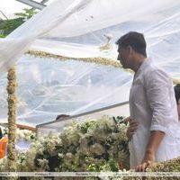 Akshay Kumar - Funeral of actor Rajesh Khanna - Stills