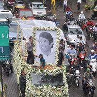 Funeral of actor Rajesh Khanna - Stills | Picture 232660