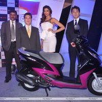 Deepika Padukone - Deepika to endorse Yamaha scooters - Stills