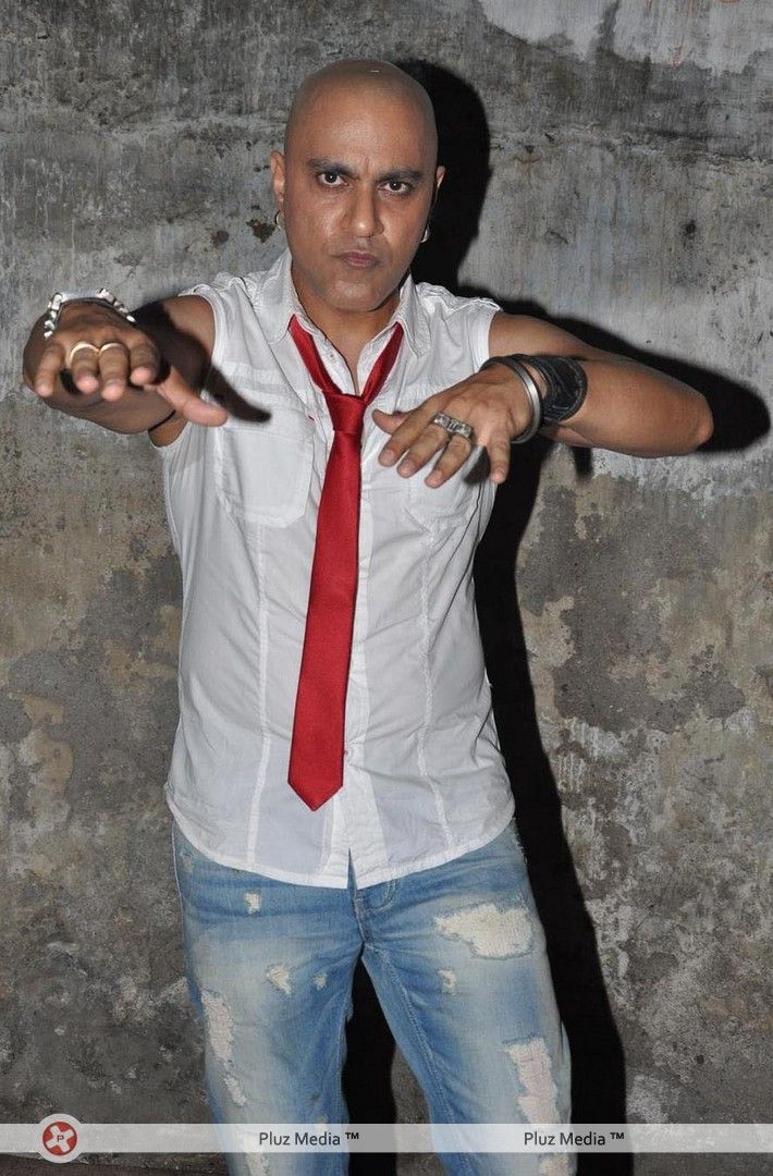 Baba Sehgal - Baba Sehgal Shoots for his Album Mumbai City - Photos | Picture 211990