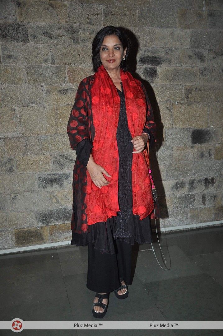 Shabana Azmi - Raell Padamsee`s Broadway and Beyond show - Photos | Picture 211949