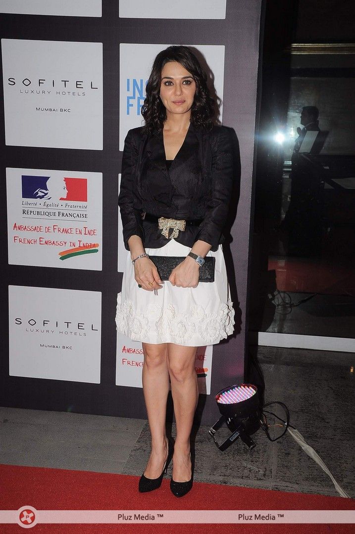 Preity Zinta - The Launch of Movie Ishq In Paris - Photos | Picture 214034