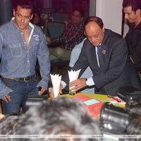 Salman Khan - Success bash of Sharman Joshi`s film Ferrari Ki Sawari - Photos | Picture 214425