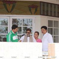 Actor Rajesh Khanna discharged from Hospital - Photos