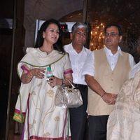Celebrities Pay tribute to Vilasrao Deshmukh - Photos | Picture 264581