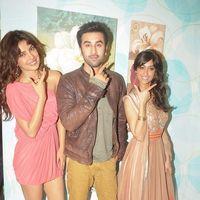 Ranbir and Priyanka Promote the film Barfi on the sets of Indian Idol - Stills | Picture 264569
