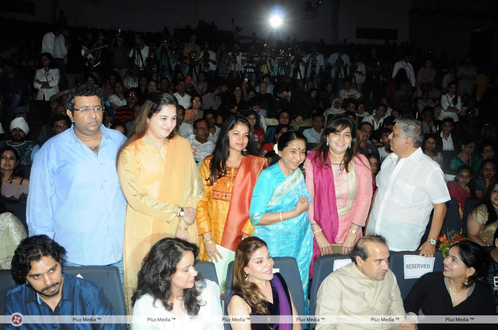 Music Industry Pays Tribute to Asha Bhosle For 80 Years - Photos | Picture 268732