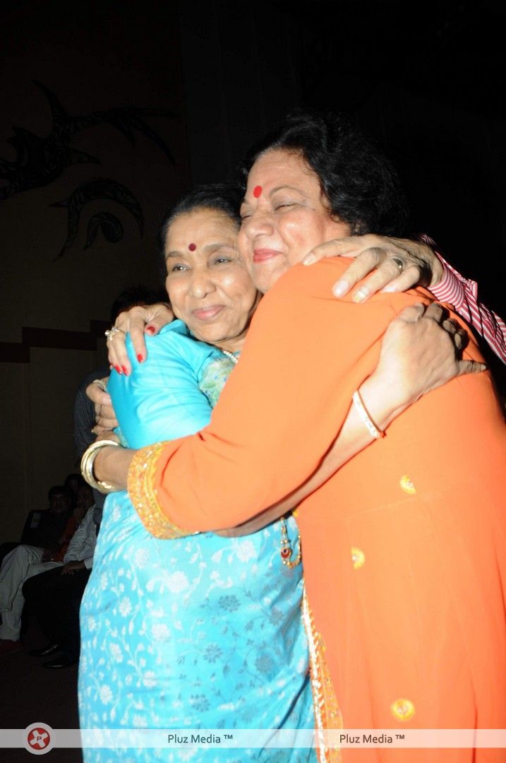 Music Industry Pays Tribute to Asha Bhosle For 80 Years - Photos | Picture 268734