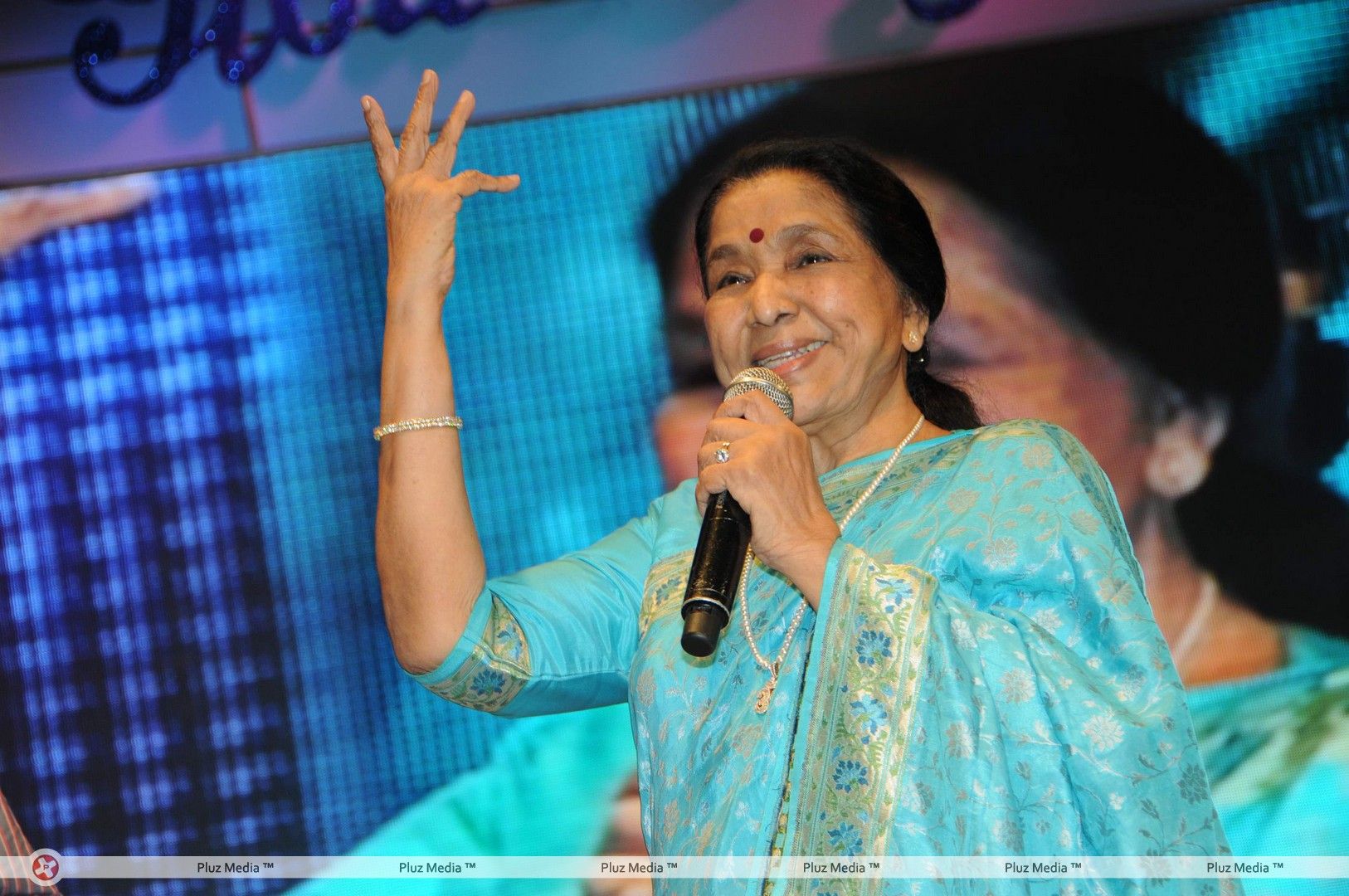 Asha Bhosle - Music Industry Pays Tribute to Asha Bhosle For 80 Years - Photos | Picture 268735